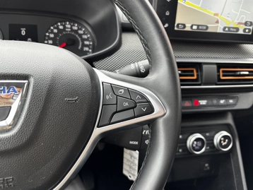 Image véhicule  Dacia SANDERO (12)