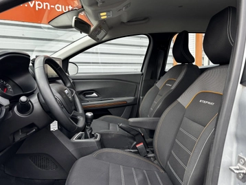 Image véhicule  Dacia SANDERO (3)