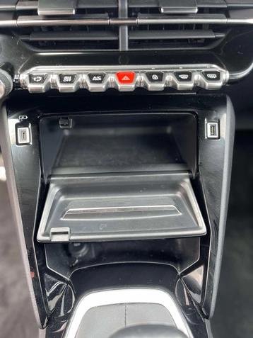 Image véhicule  Peugeot 2008 (14)