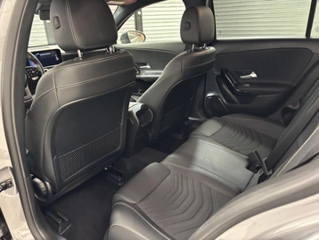 Image véhicule  Mercedes CLASSE A (21)
