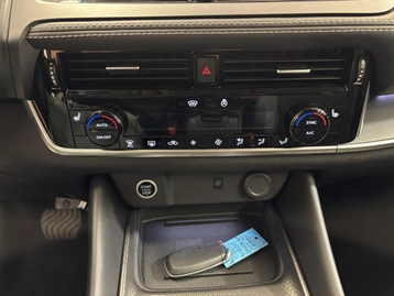 Image véhicule Nissan QASHQAI (16) Image véhicule Nissan QASHQAI (16)