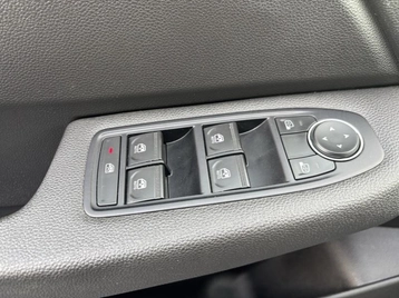 Image véhicule  Renault CLIO (14)