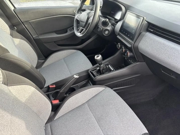 Image véhicule  Renault CLIO (9)