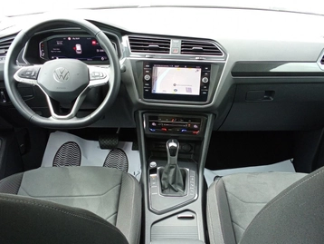Image véhicule Volkswagen TIGUAN (4) Image véhicule Volkswagen TIGUAN (4)