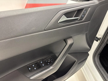 Image véhicule  Volkswagen POLO (8)
