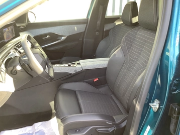 Image véhicule Peugeot 3008 (10) Image véhicule Peugeot 3008 (10)