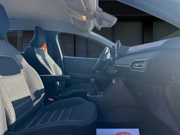 Image véhicule  Dacia SANDERO (14)