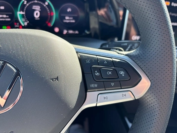 Image véhicule  Volkswagen GOLF (27)