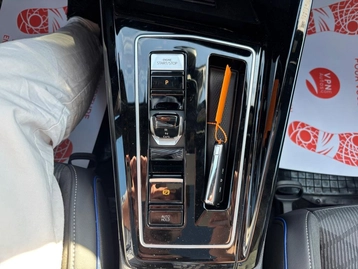 Image véhicule  Volkswagen GOLF (38)