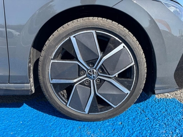 Image véhicule  Volkswagen GOLF (9)