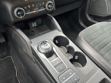 Image véhicule  Ford KUGA (26)