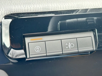 Image véhicule  Renault RENAULT 5 E-TECH ELECTRIQUE (17)