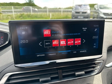 Image véhicule  Peugeot 3008 (25)