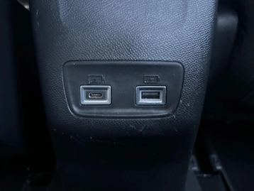 Image véhicule  Peugeot 208 (39)