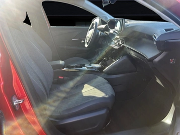 Image véhicule  Peugeot 208 (14)