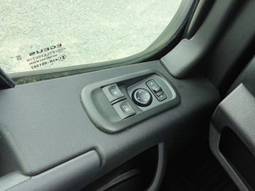 Image véhicule Renault MASTER (16) Image véhicule Renault MASTER (16)