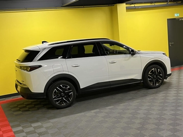 Image véhicule  Peugeot 5008 (17)