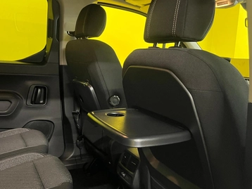 Image véhicule Peugeot RIFTER (27) Image véhicule Peugeot RIFTER (27)