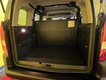 Image véhicule Peugeot RIFTER (8) Image véhicule Peugeot RIFTER (8)