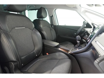 Image véhicule  Renault SCENIC (10)