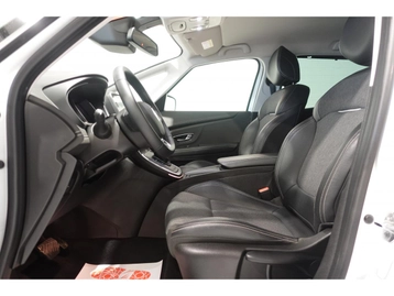 Image véhicule  Renault SCENIC (23)