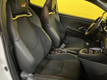 Image véhicule  Toyota YARIS (39)