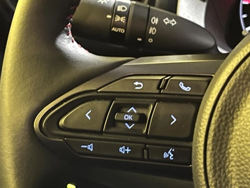 Image véhicule  Toyota YARIS (37)