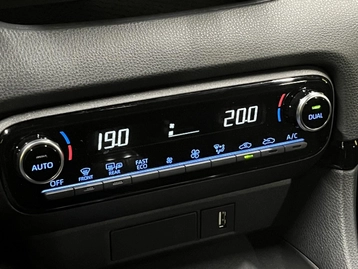 Image véhicule  Toyota YARIS (18)