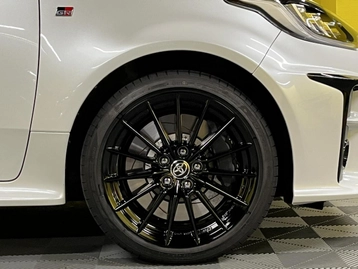 Image véhicule  Toyota YARIS (43)