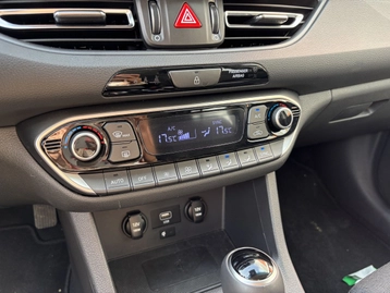 Image véhicule  Hyundai I30 (3) (18)