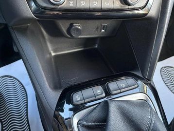 Image véhicule  Opel CORSA (13)