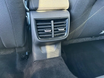 Image véhicule  Skoda FABIA (52)