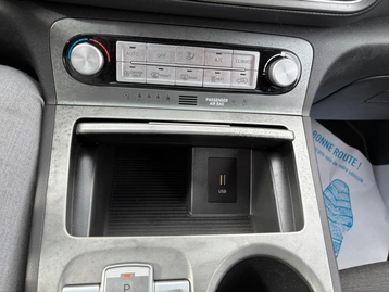 Image véhicule  Hyundai KONA (37)