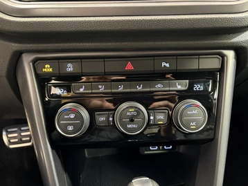 Image véhicule  Volkswagen T-ROC (15)