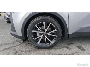 Image véhicule  Toyota C-HR (16)