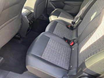 Image véhicule  Peugeot 5008 (18)