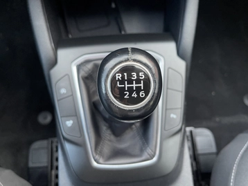 Image véhicule  Ford KUGA (21)