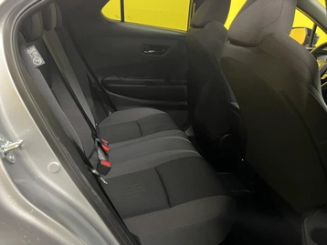 Image véhicule  Toyota C-HR (32)