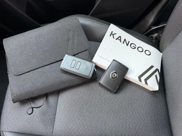 Image véhicule  Renault KANGOO (22)