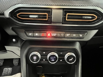 Image véhicule  Dacia SANDERO (11)