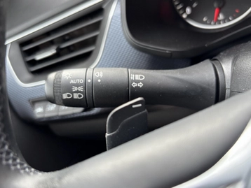 Image véhicule  Renault ARKANA (9)