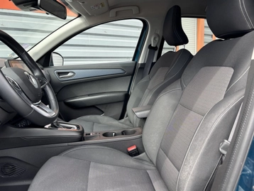 Image véhicule  Renault ARKANA (3)