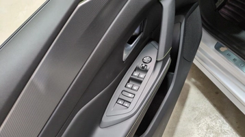 Image véhicule  Peugeot 308 (8)