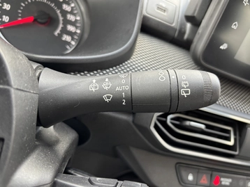 Image véhicule  Dacia SANDERO (12)