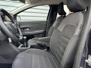 Image véhicule  Dacia SANDERO (3)
