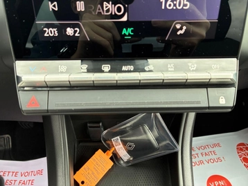 Image véhicule  Renault CAPTUR (34)