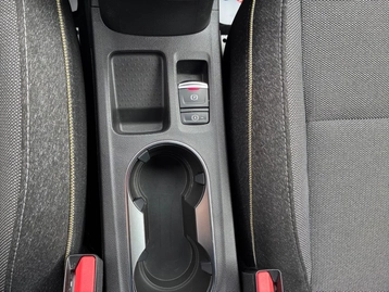 Image véhicule  Renault CAPTUR (37)