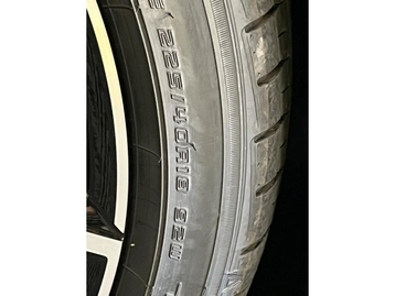 Image véhicule Toyota COROLLA (34) Image véhicule Toyota COROLLA (34)