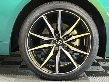 Image véhicule Toyota COROLLA (13) Image véhicule Toyota COROLLA (13)