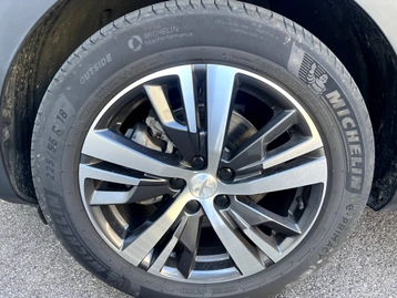 Image véhicule  Peugeot 5008 (21)
